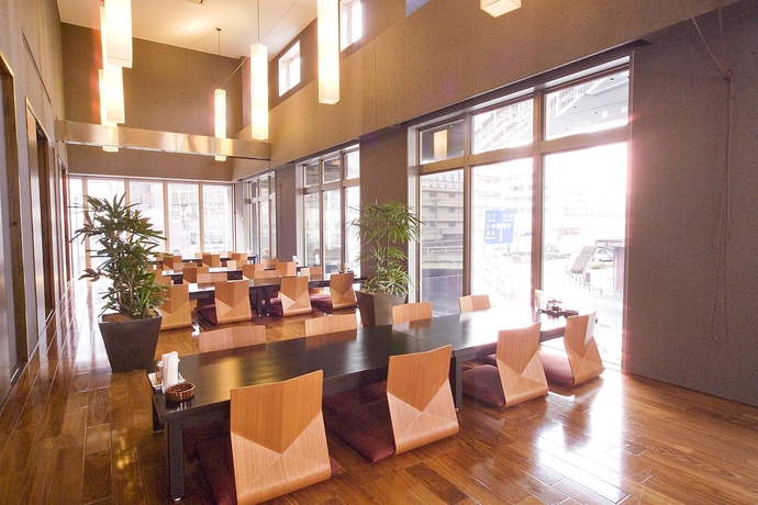 Imagen del bar/restaurante del Hotel Apa Sendai Eki Itsutsubashi. Foto 3