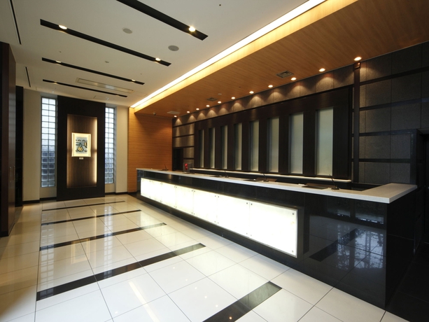 Imagen de los interiores del Hotel Apa Sendai Eki Itsutsubashi. Foto 12