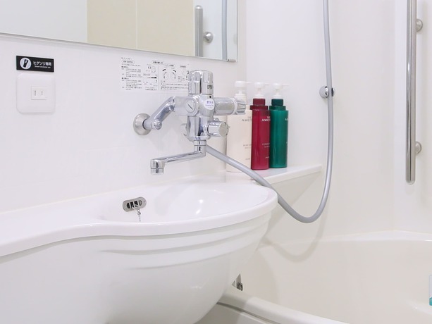 Imagen de la habitación del Hotel Apa Shinjuku Kabukicho Tower. Foto 7