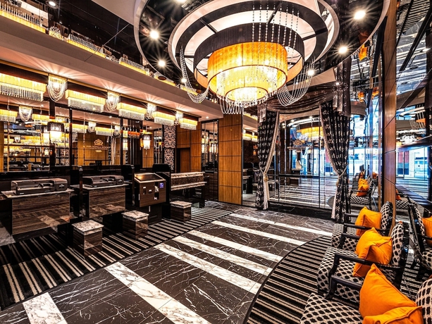 Imagen de los interiores del Hotel Apa and Resort Hakata Ekihigashi. Foto 18