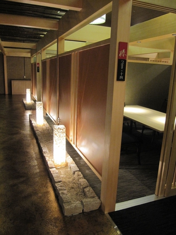 Imagen del bar/restaurante del Hotel Apa and Resort Kaga Katayamazu Onsen Kasuikyo. Foto 5