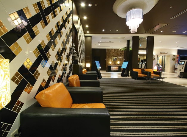 Imagen de los interiores del Hotel Apa and Resort Tokyo Bay Shiomi. Foto 13