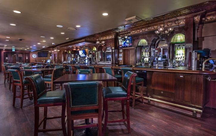 Imagen del bar/restaurante del Hotel Apache. Foto 3