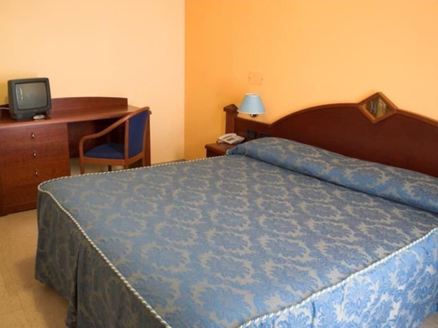 Imagen de la habitación del Hotel Apan. Foto 6