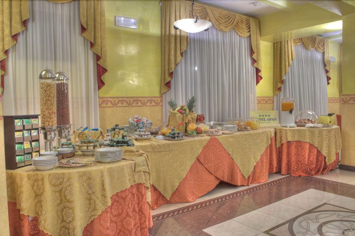 Imagen del bar/restaurante del Hotel Apan. Foto 4