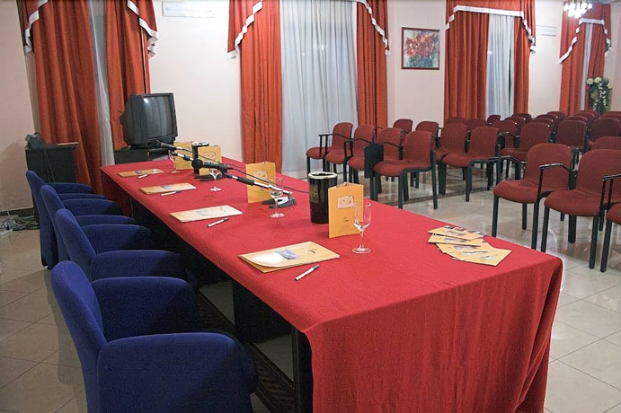 Imagen de los interiores del Hotel Apan. Foto 16