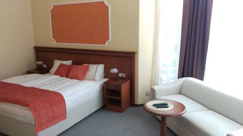 Imagen de la habitación del Hotel Apart Akropolis. Foto 5