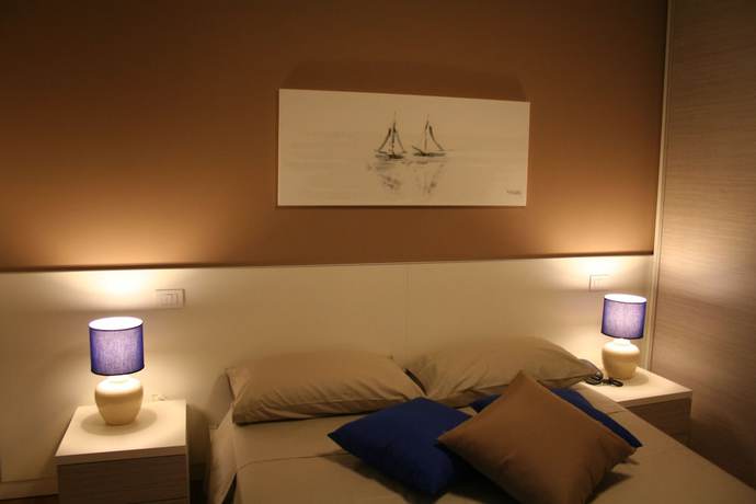 Imagen de la habitación del Hotel Apart Atlantic, Grado. Foto 7