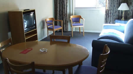 Imagen de la habitación del Hotel Apart Austral Bahia Blanca. Foto 5