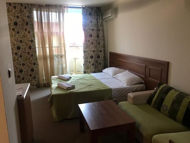 Imagen de la habitación del Hotel Apart Avalon. Foto 10