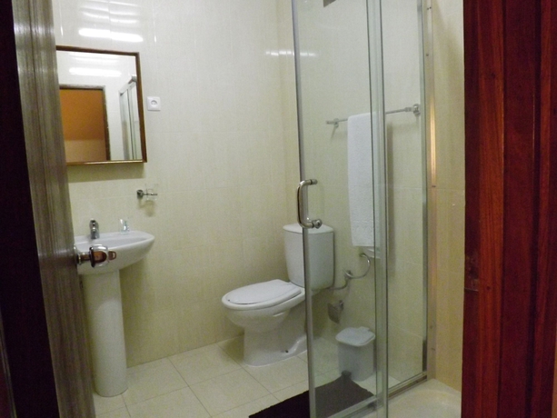 Imagen de la habitación del Hotel Apart Avenida. Foto 5