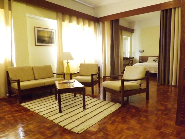 Imagen de los interiores del Hotel Apart Avenida. Foto 9