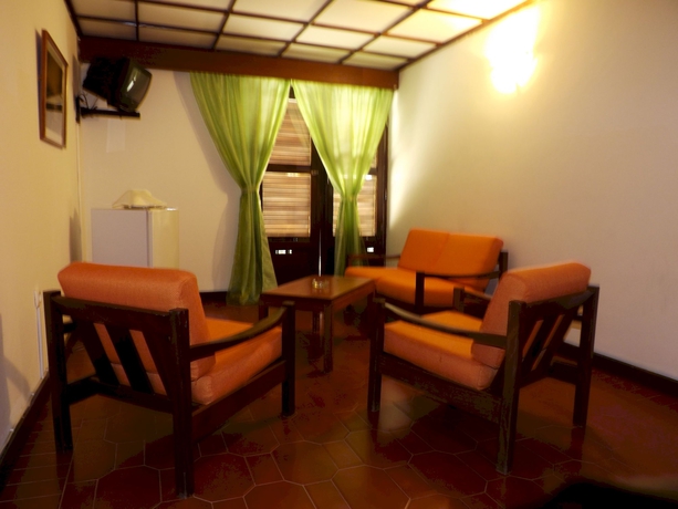 Imagen de los interiores del Hotel Apart Avenida. Foto 11