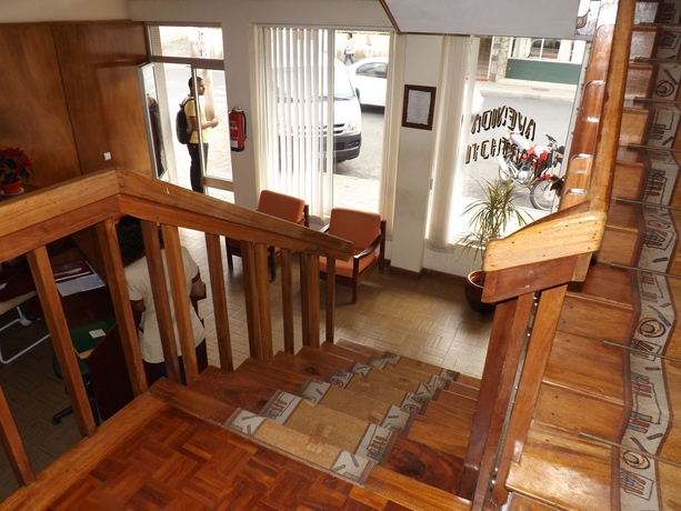 Imagen de los interiores del Hotel Apart Avenida. Foto 13