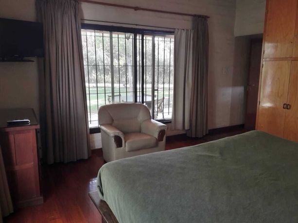 Imagen de la habitación del Hotel Apart Caba&ntilde;as Olivos del Sol. Foto 3
