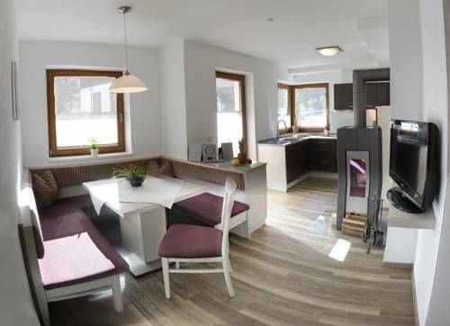 Imagen de la habitación del Hotel Apart Central. Foto 37