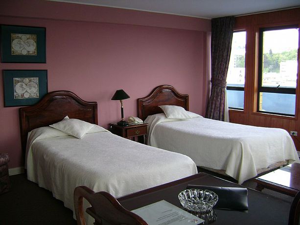 Imagen de la habitación del Hotel Apart Colon. Foto 2