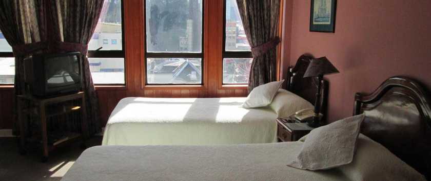Imagen de la habitación del Hotel Apart Colon. Foto 6