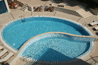 Imagen de la piscina del Hotel Apart Complex Aquamarine. Foto 10