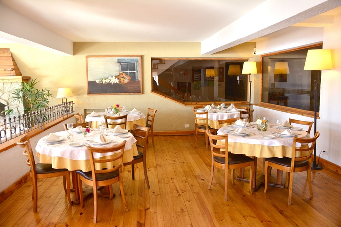 Imagen del bar/restaurante del Hotel Apart Del Lago. Foto 5