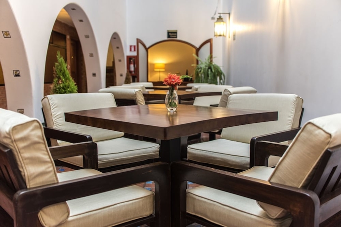 Imagen de los interiores del Hotel Apart El Doral. Foto 19