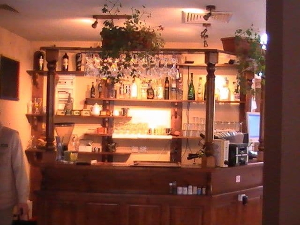 Imagen del bar/restaurante del Hotel Apart- Four Leaf Clover Bansko. Foto 10