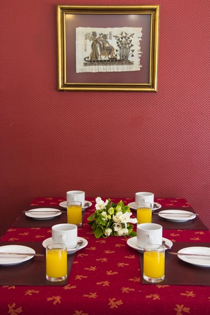 Imagen del bar/restaurante del Hotel Apart Hotel Cabildo Suites. Foto 5