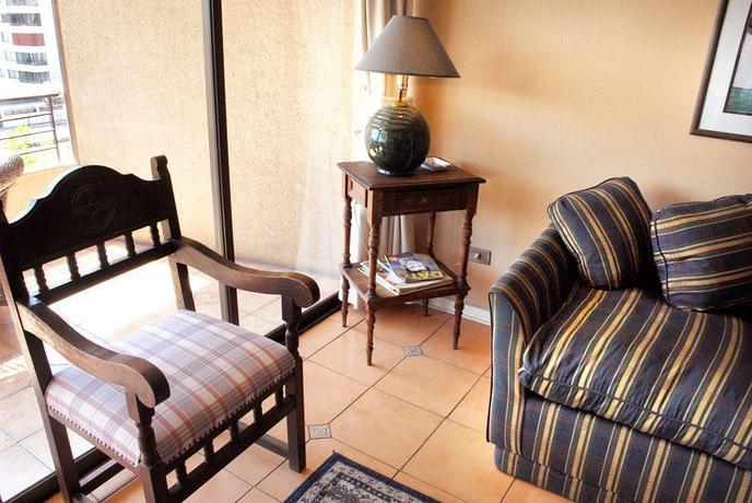 Imagen de la habitación del Hotel Apart Hotel Dal&iacute;. Foto 2