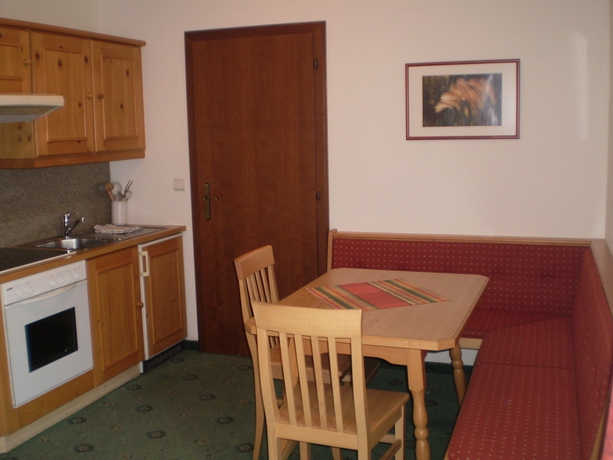 Imagen de la habitación del Hotel Apart Hotel Garni Strasser. Foto 6