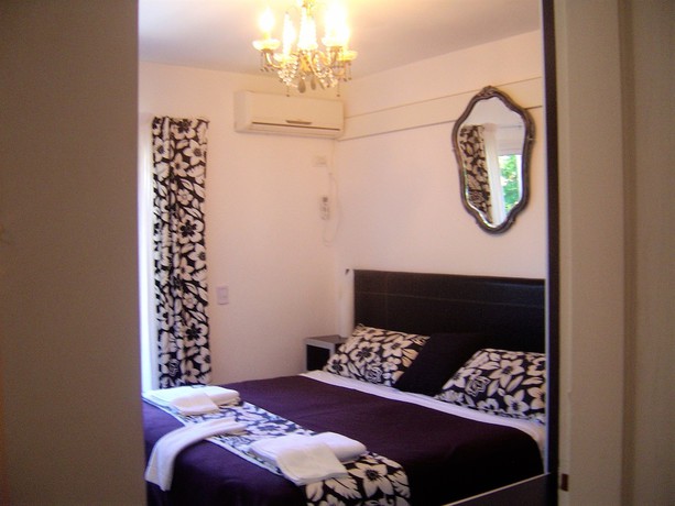 Imagen de la habitación del Hotel Apart Hotel Neptuno. Foto 16