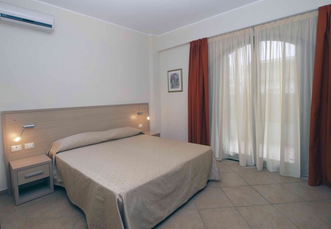 Imagen general del Hotel Apart Kalaskiso'. Foto 6