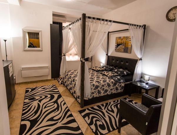 Imagen de la habitación del Hotel Apart Kalonis. Foto 7