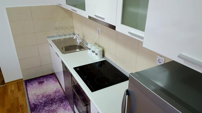Imagen de los interiores del Hotel Apart Kalonis. Foto 12