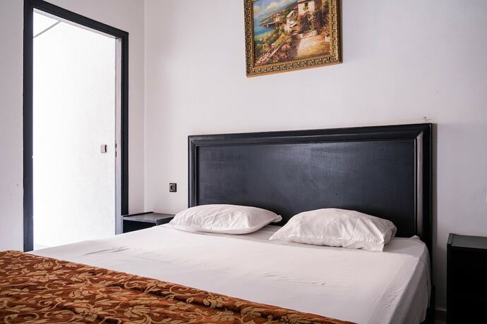 Imagen general del Hotel Apart Larbi. Foto 2
