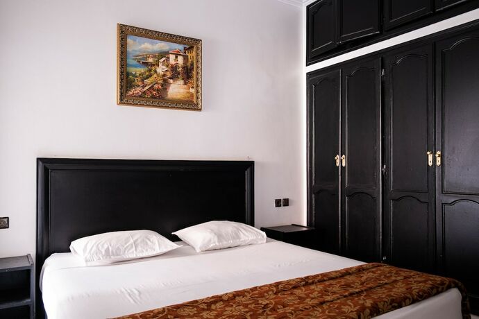 Imagen general del Hotel Apart Larbi. Foto 7