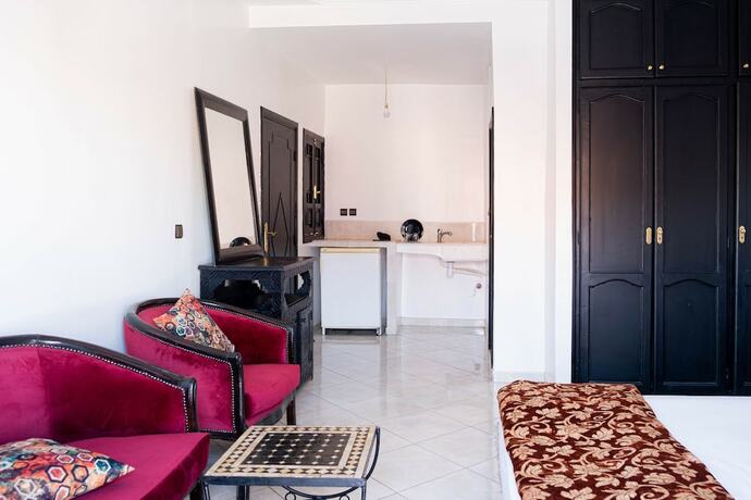 Imagen general del Hotel Apart Larbi. Foto 8