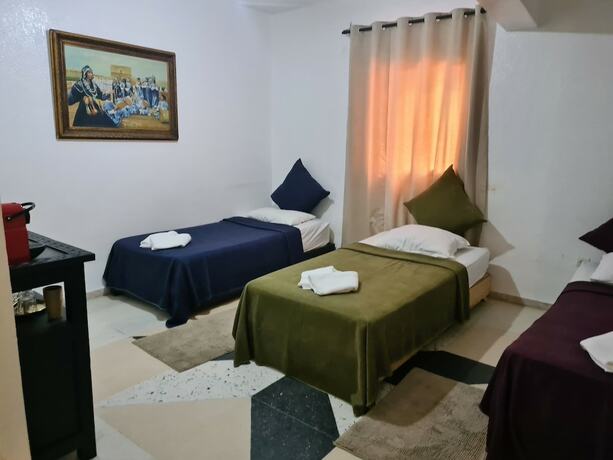 Imagen de la habitación del Hotel Apart Larbi. Foto 20