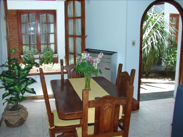 Imagen de la habitación del Hotel Apart Libertador. Foto 12