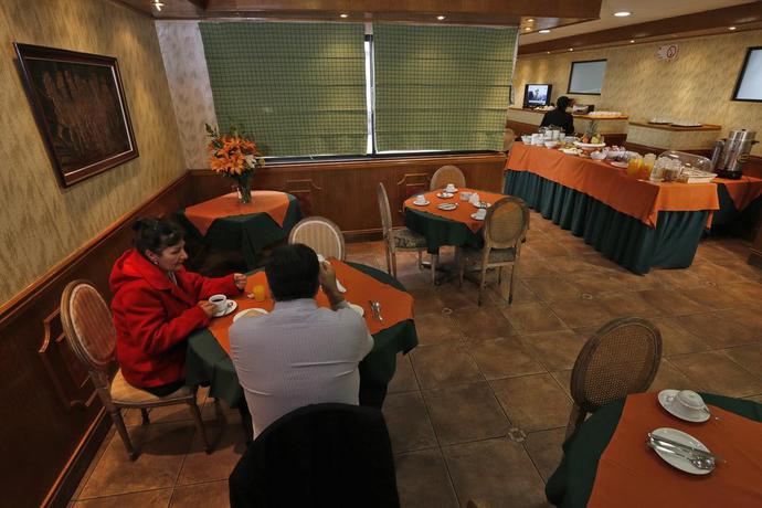 Imagen de los interiores del Hotel Apart Principado. Foto 5