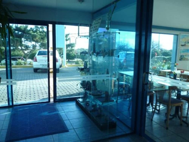 Imagen de los interiores del Hotel Apart Punta Azul. Foto 17
