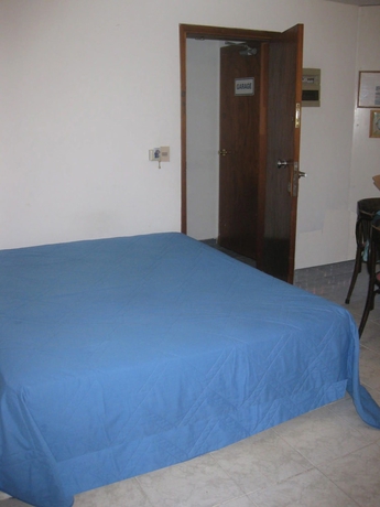 Imagen de la habitación del Hotel Apart Punta Azul. Foto 7