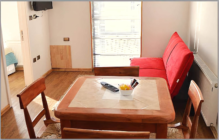 Imagen de la habitación del Hotel Apart Quillango. Foto 17