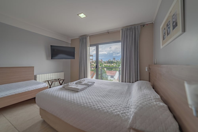Imagen de la habitación del Hotel Apart Rivadavia 815. Foto 4