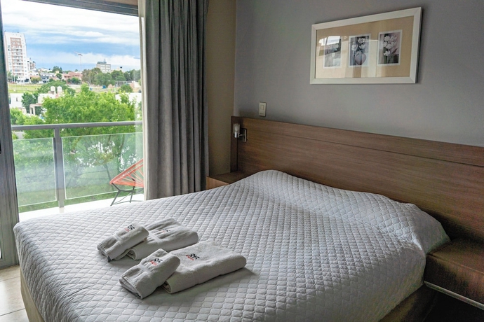 Imagen de la habitación del Hotel Apart Rivadavia 815. Foto 12