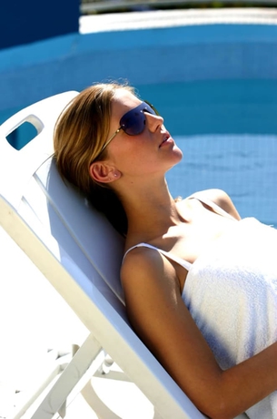 Imagen de la piscina del Hotel Apart San Lorenzo. Foto 18