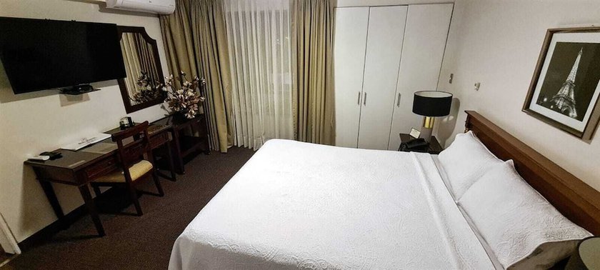 Imagen de la habitación del Hotel Apart San Martin. Foto 18