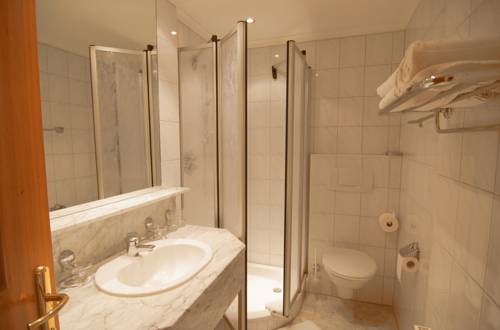 Imagen de la habitación del Hotel Apart Therese. Foto 4