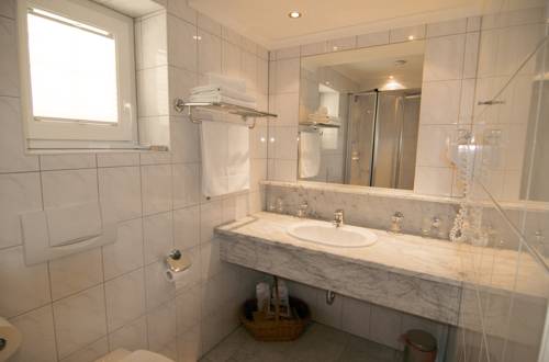 Imagen de la habitación del Hotel Apart Therese. Foto 8