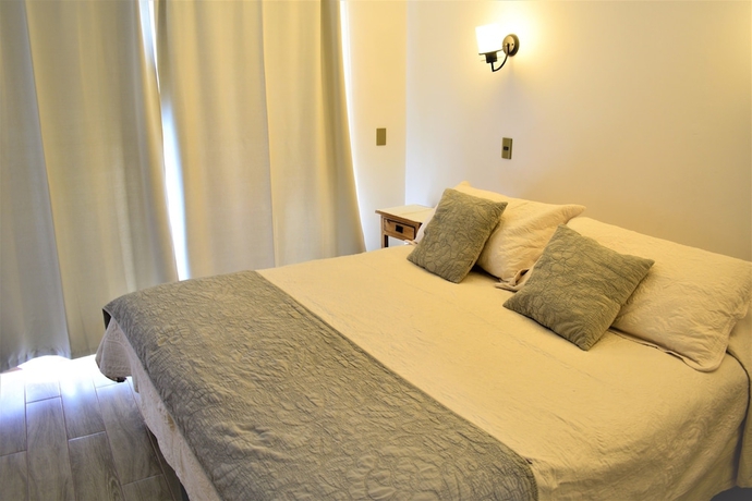 Imagen de la habitación del Hotel Apart Y Caba&ntilde;as Vegasur. Foto 6
