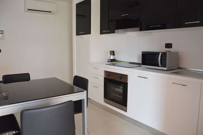 Imagen de la habitación del Hotel ApartCapitol. Foto 8